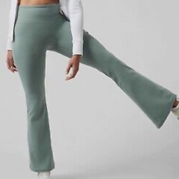 Athleta Pants - NWT Athleta Elation Flare Pant Legging